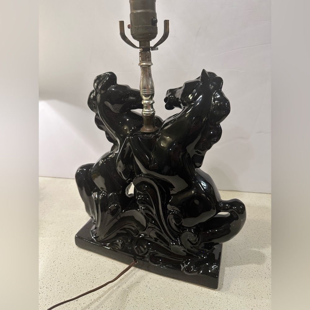1950s MCM Van Briggle Glossy Black Fighting Stallions / Horse Table Lamp